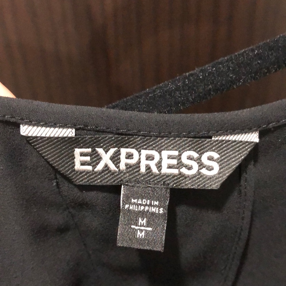 Express Open Back Tank - Picture 3 of 4